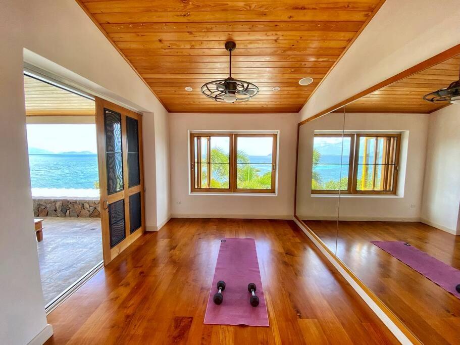 Luxury 7Br Waterfront Villa With Views Of Marina Cay And Scrub Island East End Luaran gambar